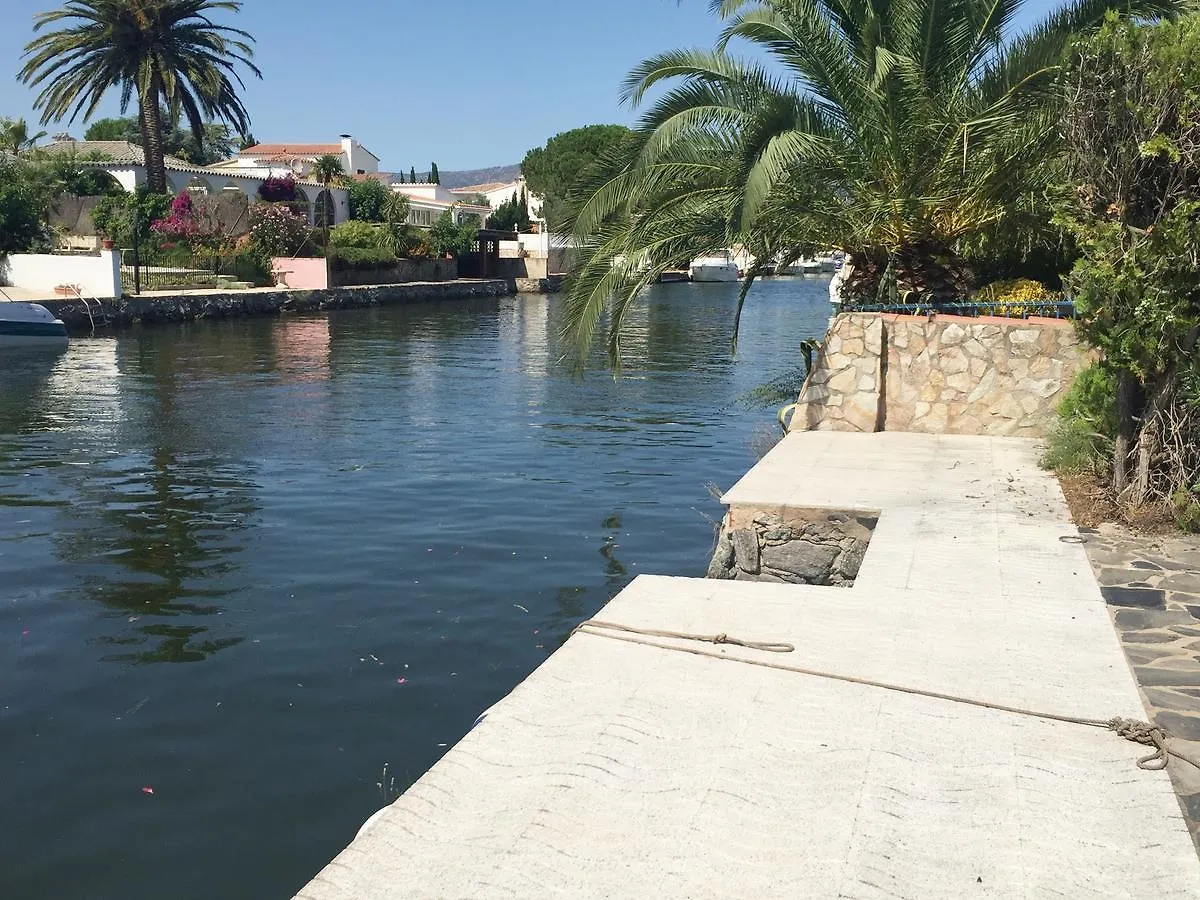 Cap Ras 40 A Villa Empuriabrava Spain