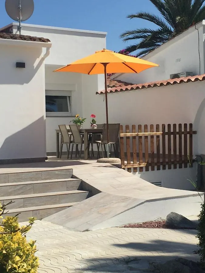 Holiday home Cap Ras 40 A Villa Empuriabrava